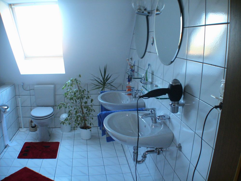 tl_files/images/Greifswald/hgw.kjwg.badezimmer.jpg tl_files/images/Greifswald/hgw.kjwg.badezimmer.jpg