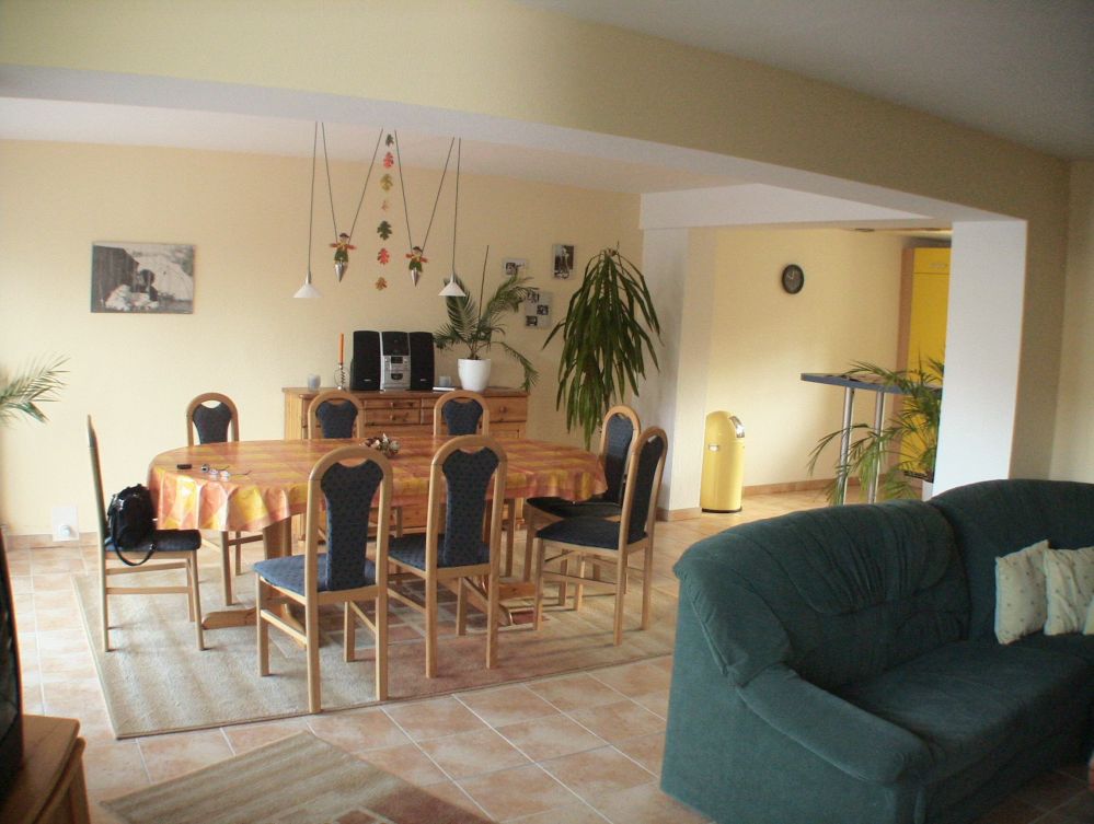 tl_files/images/Greifswald/hgw.kjwg.wohnbereich.jpg tl_files/images/Greifswald/hgw.kjwg.wohnbereich.jpg