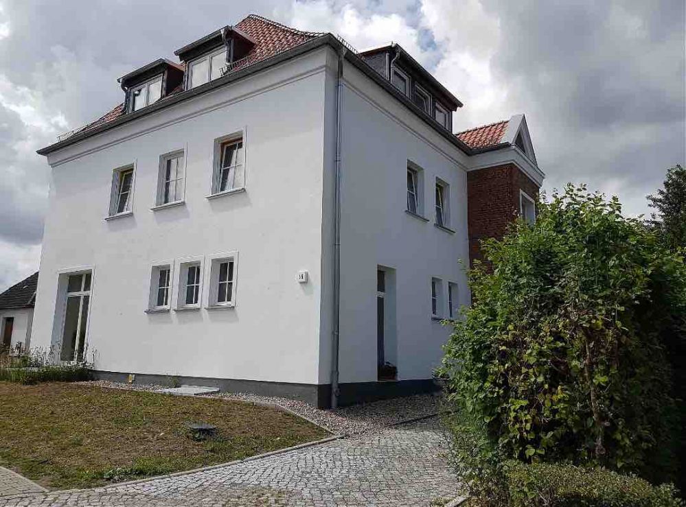 tl_files/images/Stralsund/hst.kjh.aussenbereich-2019 (0).JPG